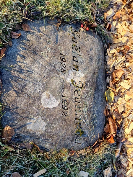 Grave number: JÄ 3 7446