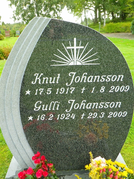 Grave number: OS ÖK   402, 403