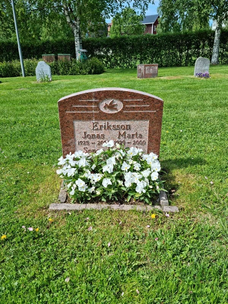 Grave number: D N 6  1786-1787