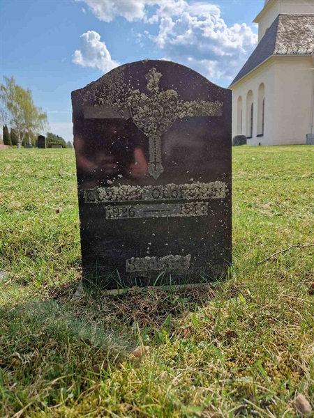 Grave number: 501 05 666-668