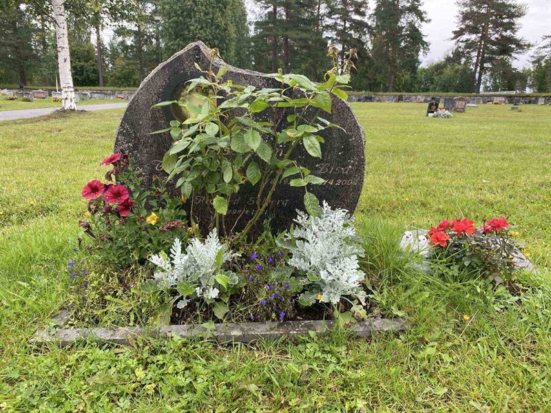 Grave number: 4 G 02    20