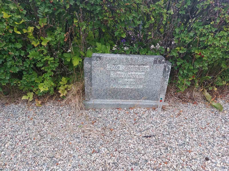 Grave number: K F    79