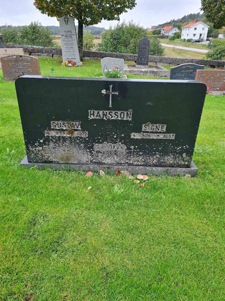 Grave number: KG 09   682, 683