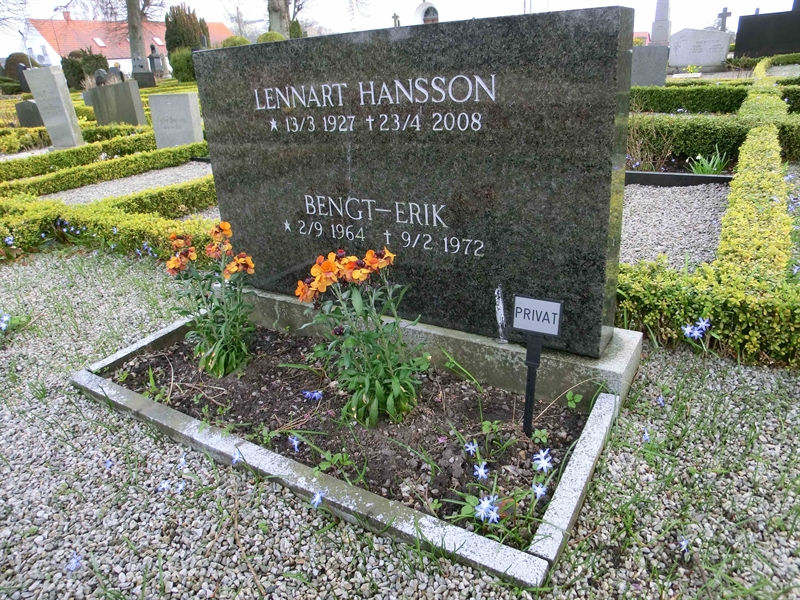 Grave number: SÅ 054:04