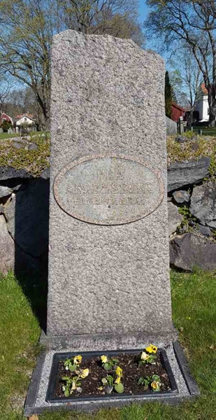 Grave number: T TNK   166-167