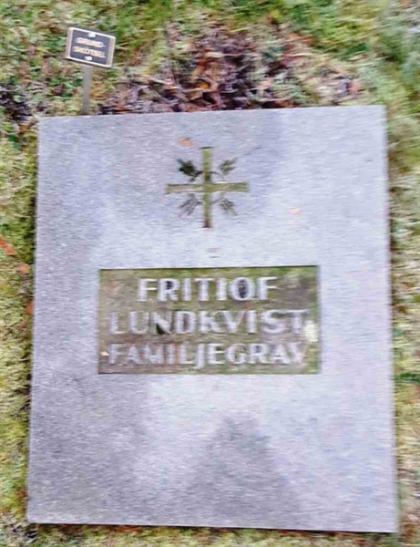 Grave number: H HB   161-163
