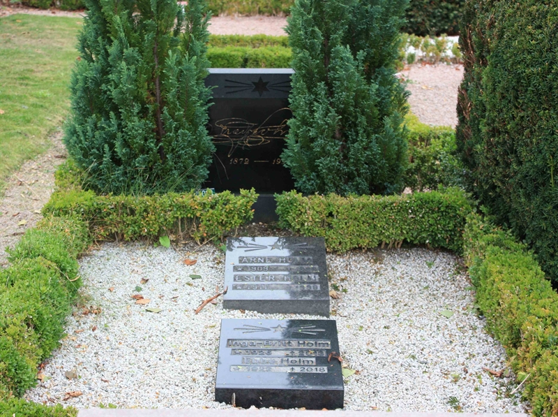 Grave number: Ö 25    50