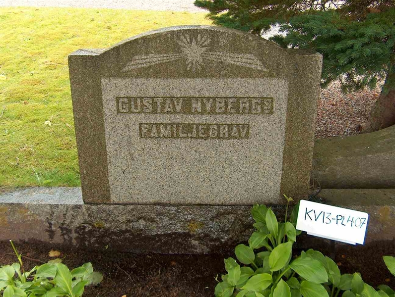 Grave number: HÖB 13   407