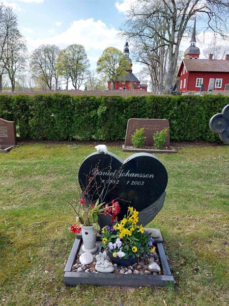 Grave number: HÖ 7  117