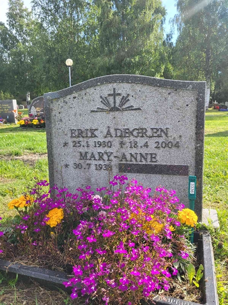 Grave number: 001 4  3336