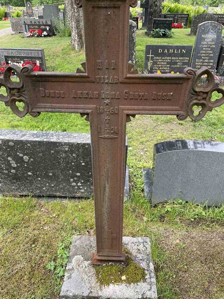 Gravnummer: N 4 3   333