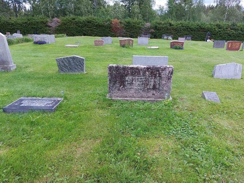 Grave number: SK 4    14, 15