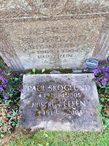 Hautatunnus: NK F B    69