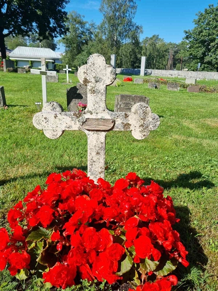 Grave number: 1 18  137