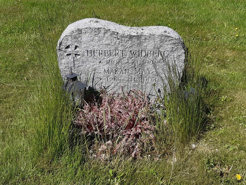 Grave number: KA 20  1176