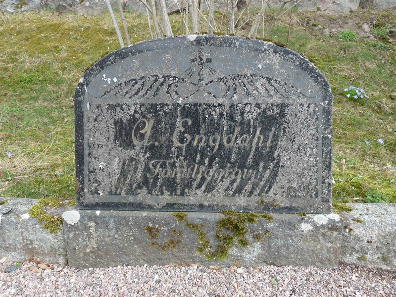 Grave number: LE 1   14