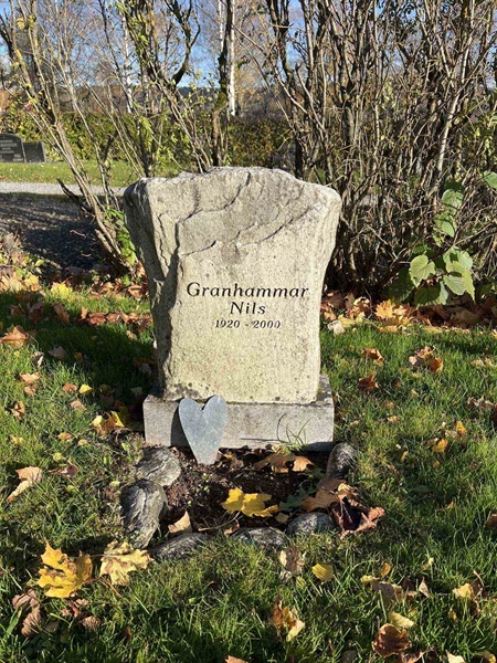 Gravnummer: 3084 J    59-60