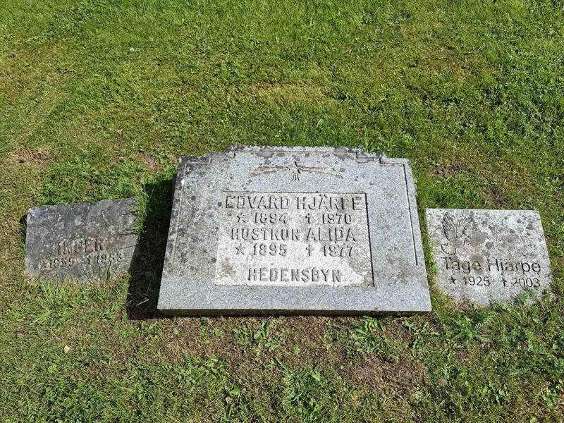 Grave number: 001 2   637