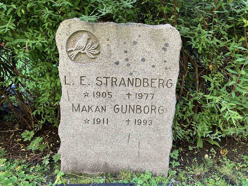 Grave number: 1 2  4516