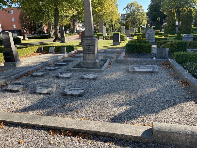 Grave number: VK II    69