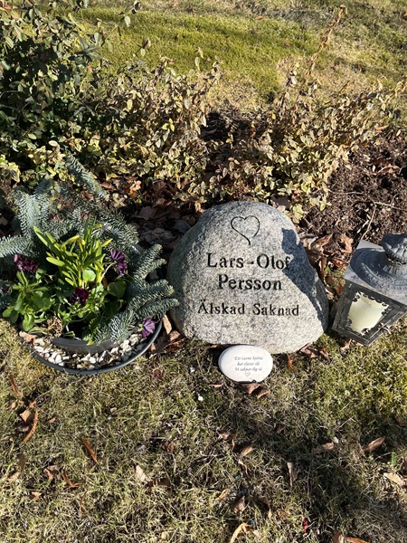 Hautatunnus: KU 15    40