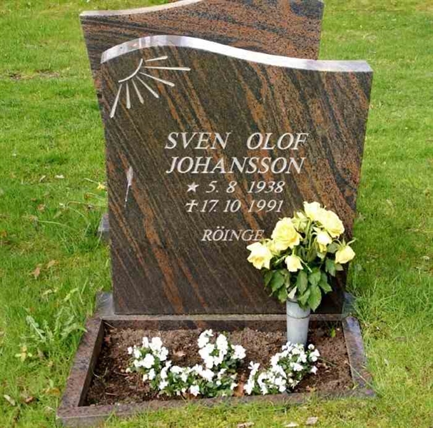 Grave number: SN K    42
