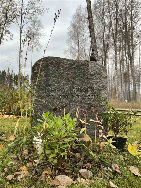 Grave number: 1 28     14