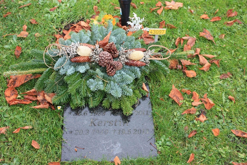 Grave number: Ö U09    97