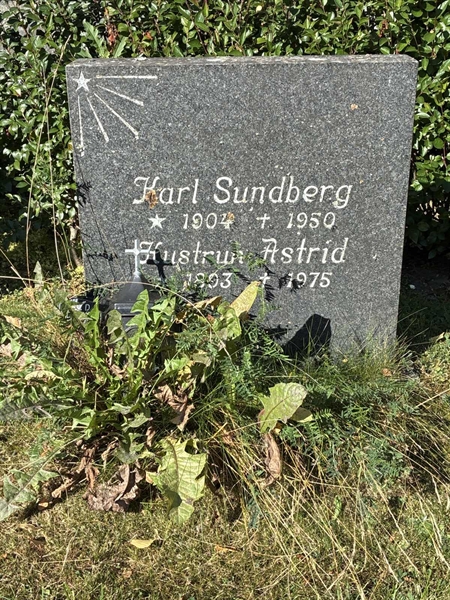 Grave number: 22 D     6