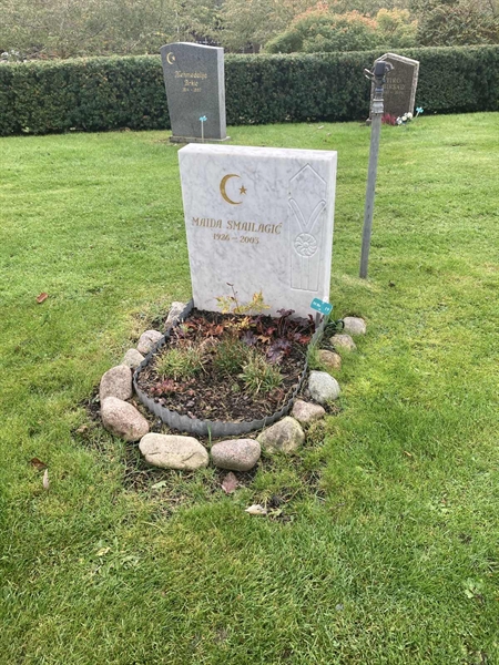 Hautatunnus: 1 3 M/Be    19