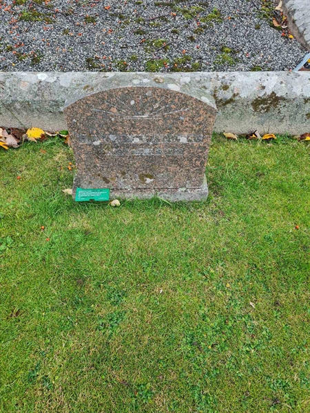 Grave number: KG 09   784