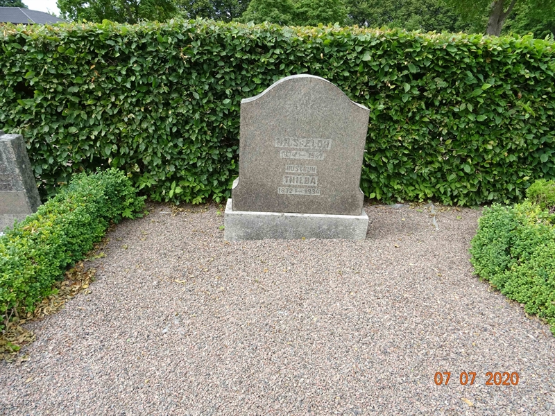 Grave number: NK 3 FF    12, 13