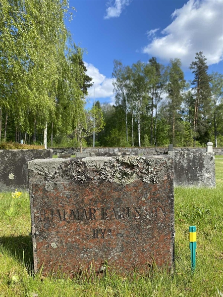 Grave number: 1 05 112