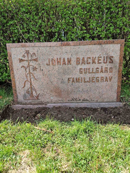 Grave number: 501 11 1701-1703