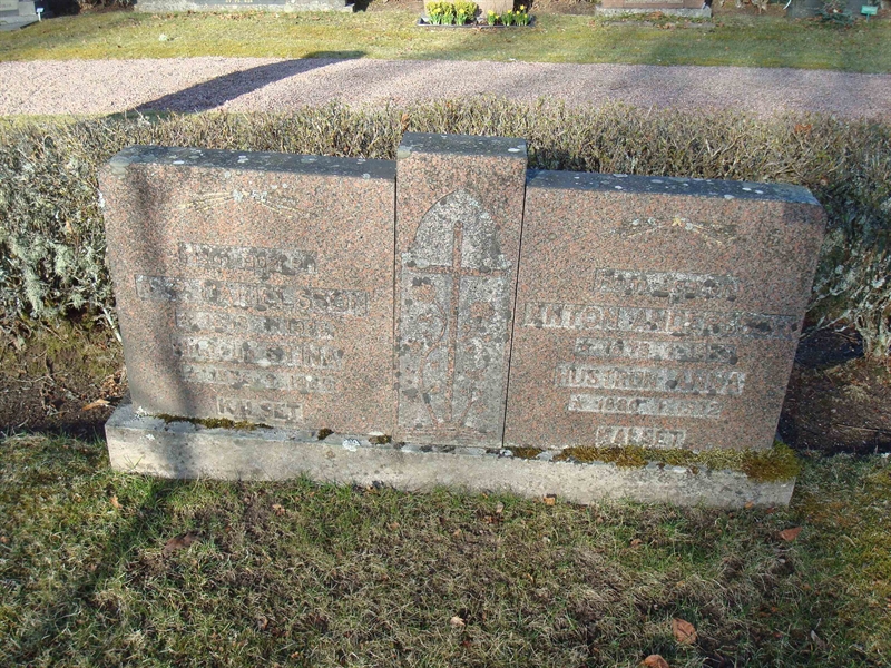 Grave number: KU 06    47, 48