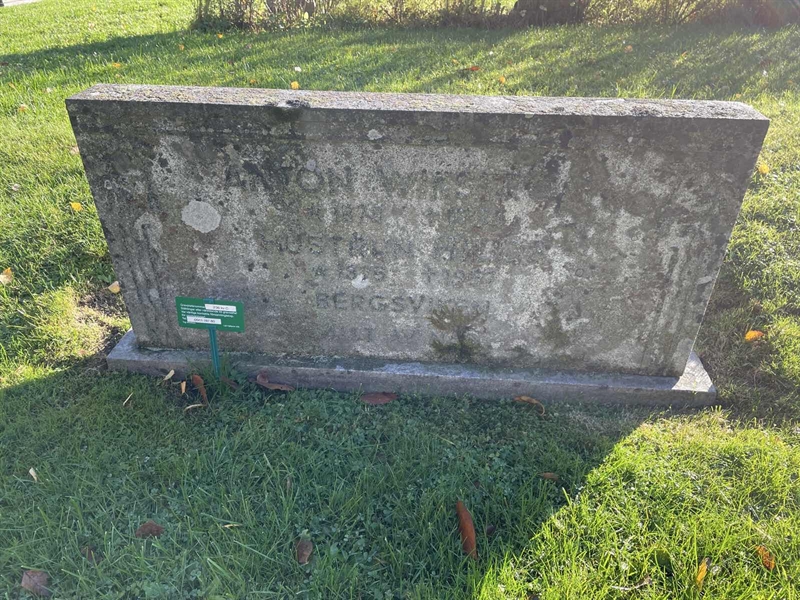 Grave number: 1 C 236Fam