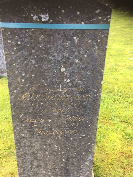 Grave number: 2 G   033