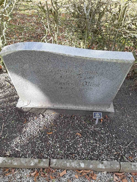 Grave number: SI H    41, 42, 43, 44