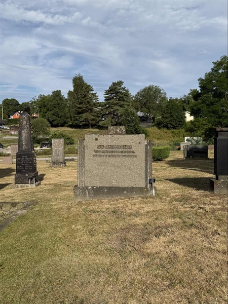 Grave number: BR G   127u