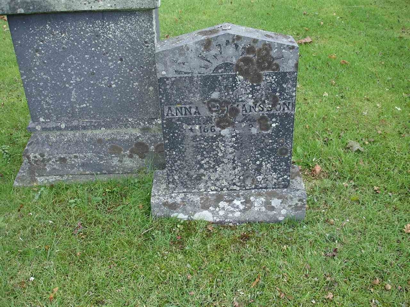 Grave number: FN J    15