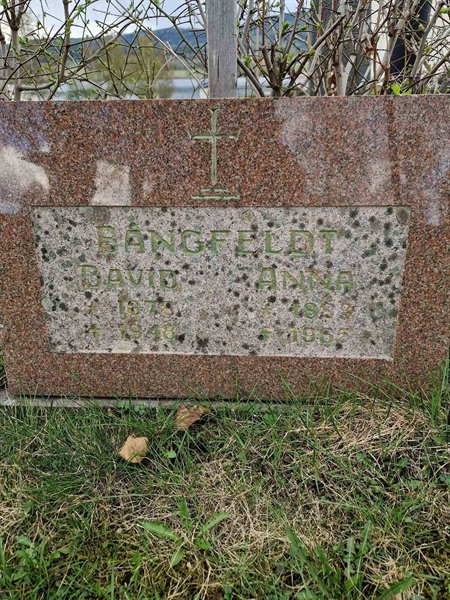 Grave number: 501 10 1060-1062
