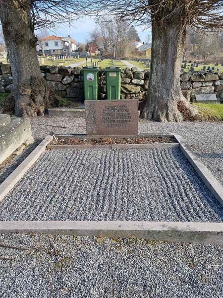 Grave number: TG 005 0836, 0837