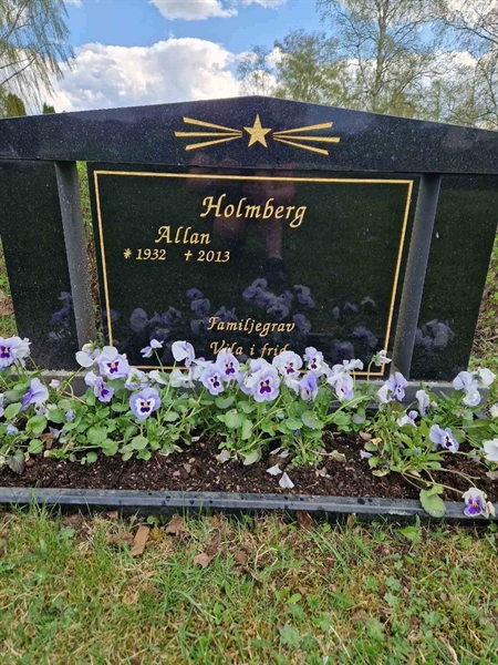 Grave number: 501 07 844-846