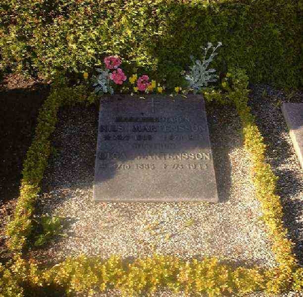 Grave number: NK Urn k    12