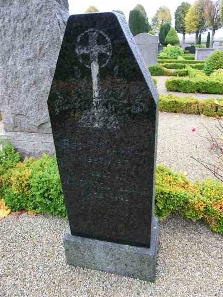 Grave number: ÖK I    014