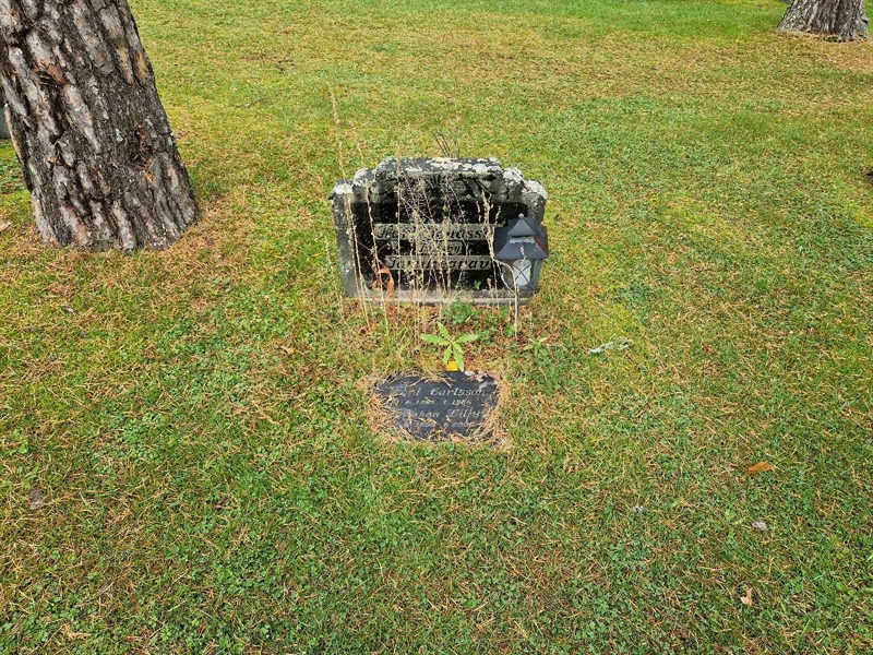Grave number: 1 NF    16