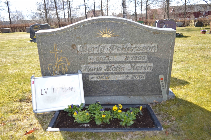 Grave number: LV I    93, 94