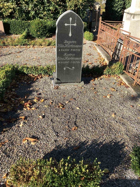Grave number: UK 6 106 E-F