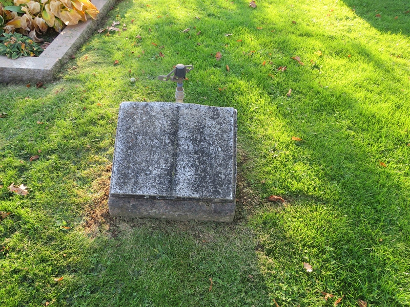 Grave number: 1 05  125