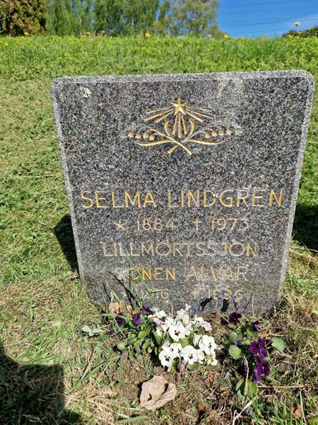 Grave number: 501 27 5389
